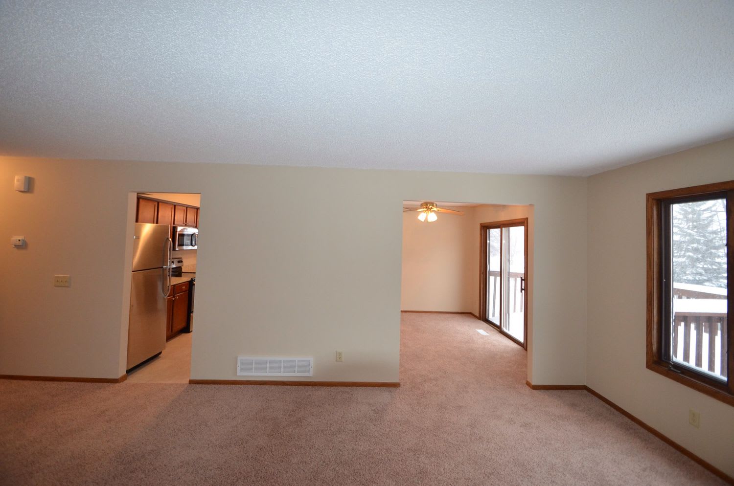 578 Witt Ct photo 2