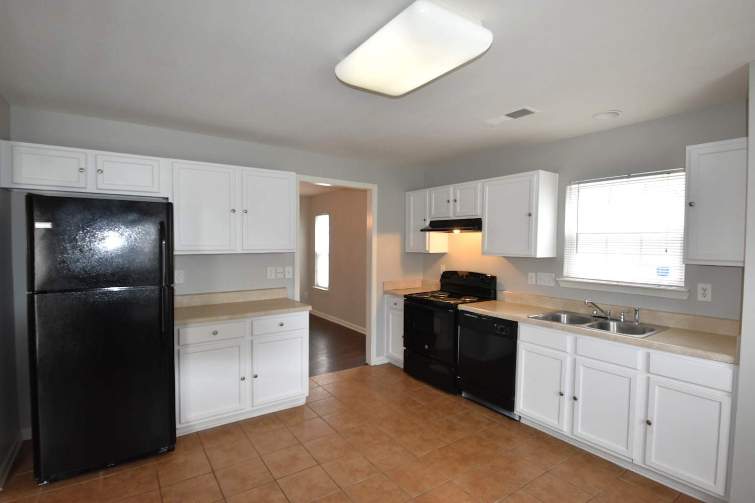 11829 Aubreywood Dr photo 3