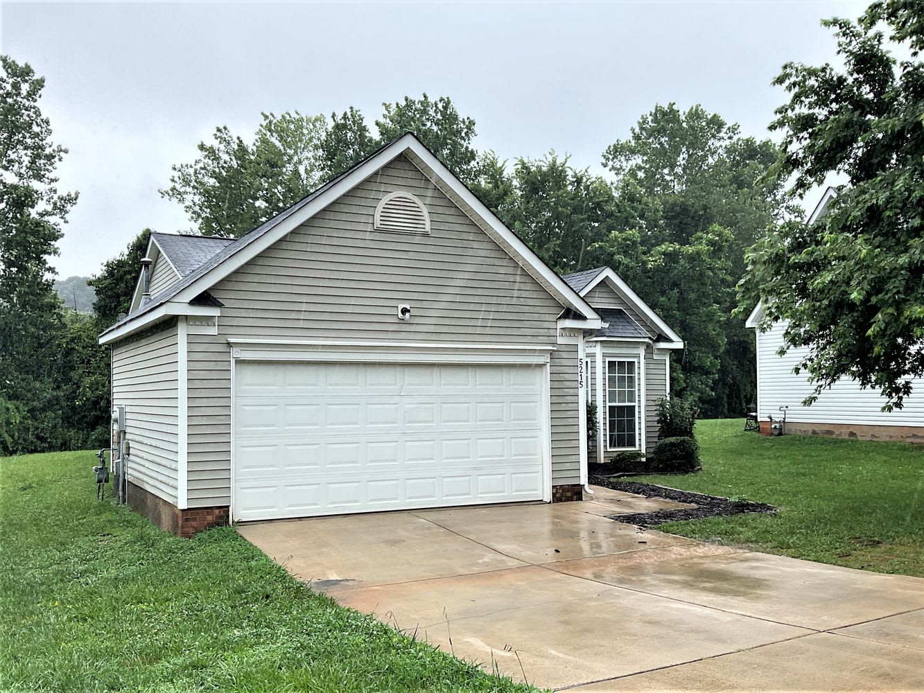 5215 Timbertop Ln photo 2