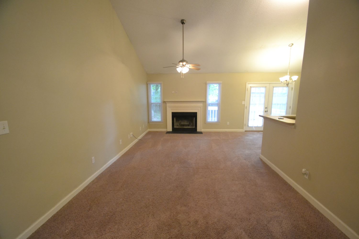 2704 Kempsford Pl photo 2