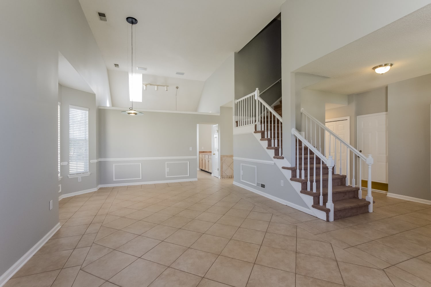 103 Ashford Hollow Ln photo 3