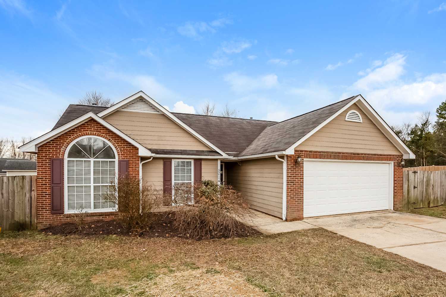 5014 Alexis Dr photo 3