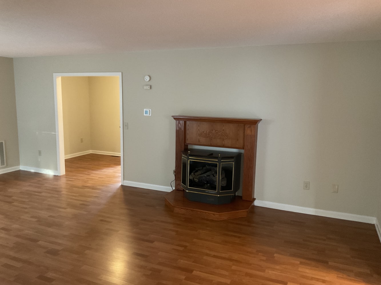 225 Bonaventure Dr photo 3