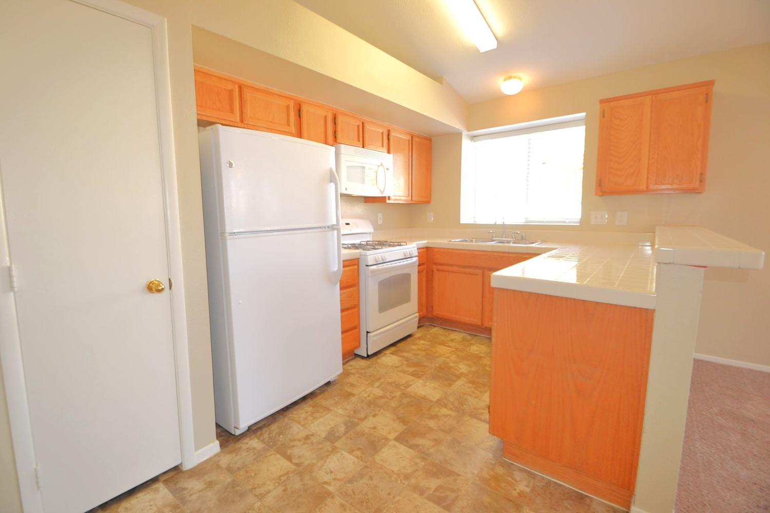 941 Chaps Cir photo 4