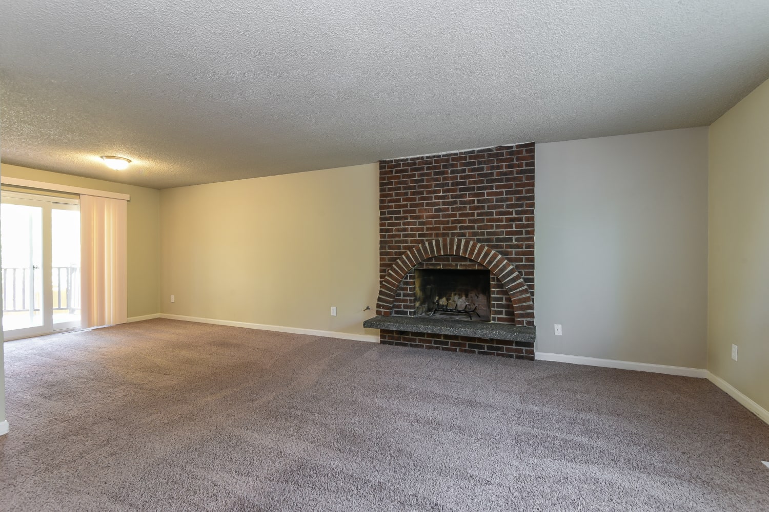 17712 159th Ave SE photo 3