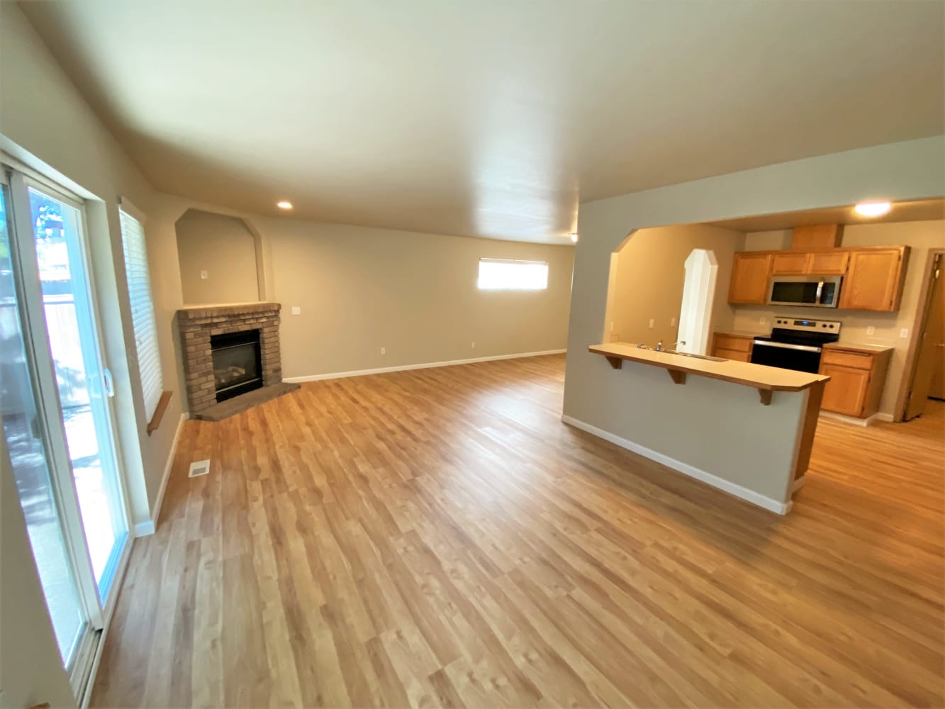 19504 12th Avenue Ct E photo 4