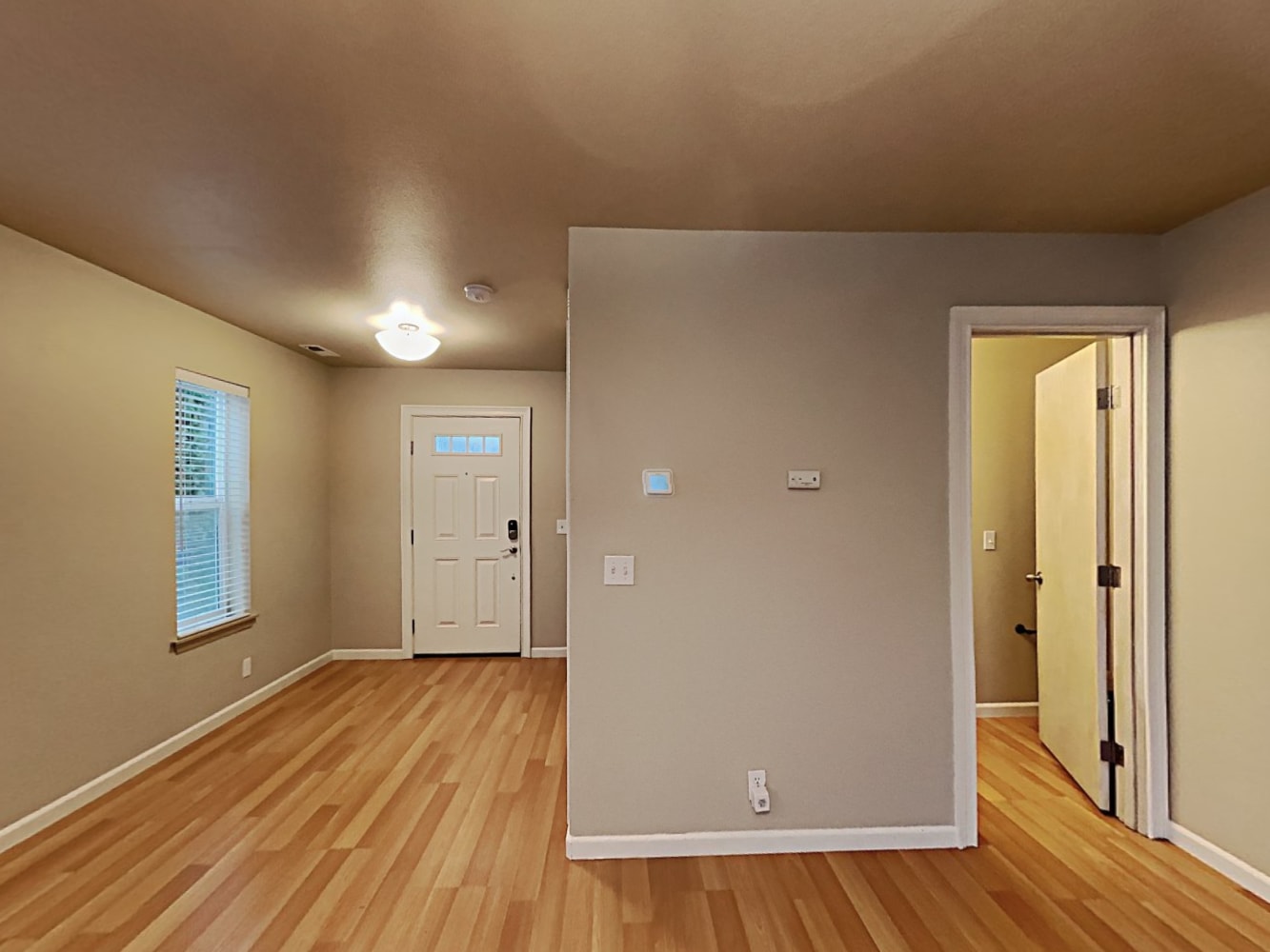 17504 14th Dr SE photo 4