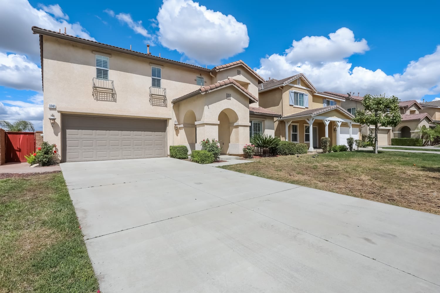 11042 Evergreen Loop photo 2