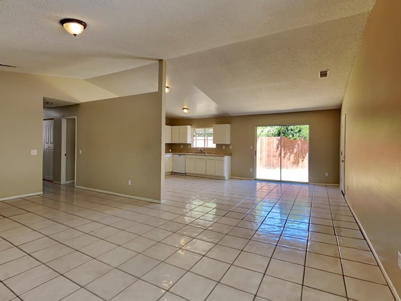 4268 Cedar Dr photo 4
