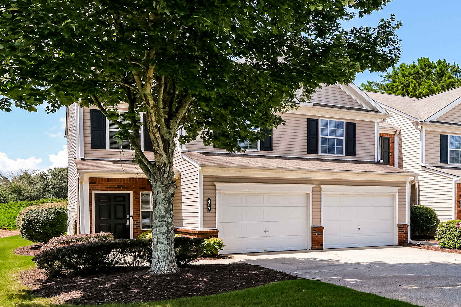 407 Windstone Trl photo 4