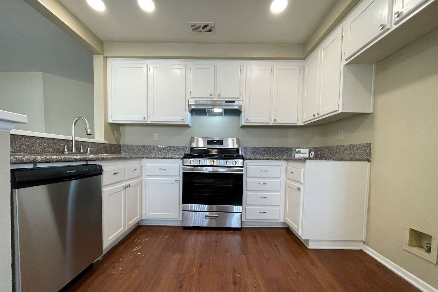 10349 Beryl Ave photo 5