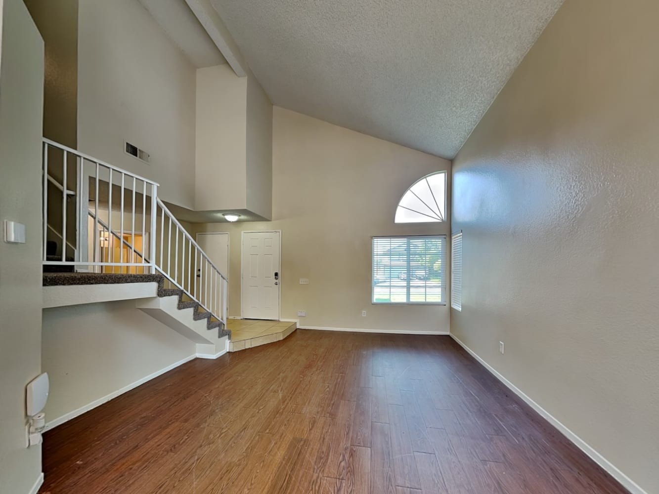 2804 Rosarita St photo 3