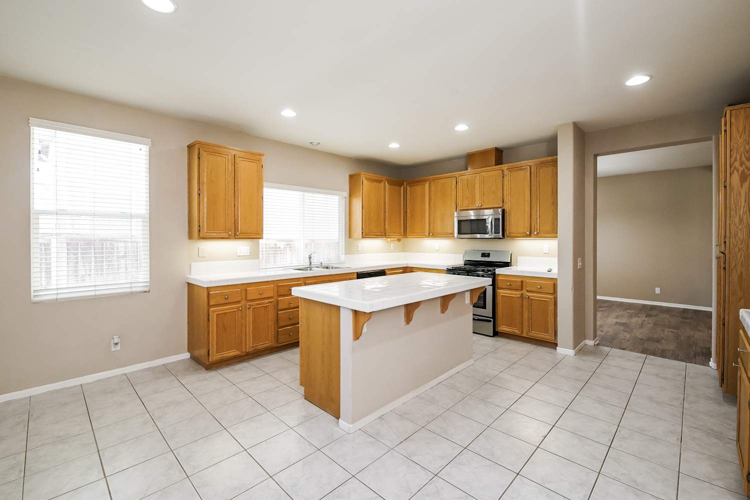 31864 Feather Creek Dr photo 5