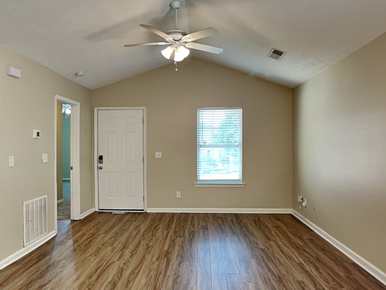417 Autumn Lake Ct photo 3