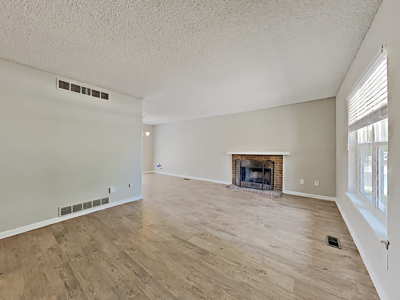 4184 S Ouray Way photo 5