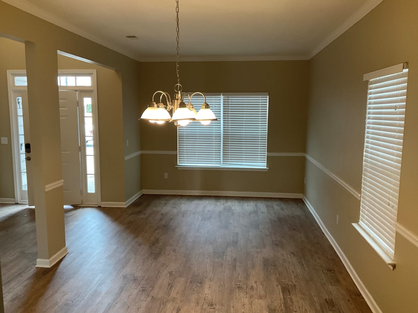 4201 Ruby Lee Dr NW photo 2