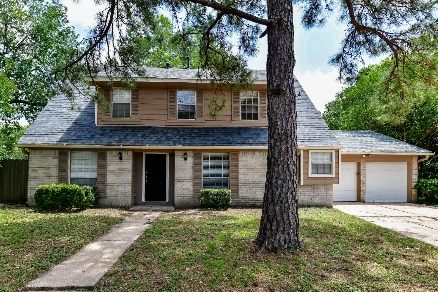4311 Saratoga Dr photo 3