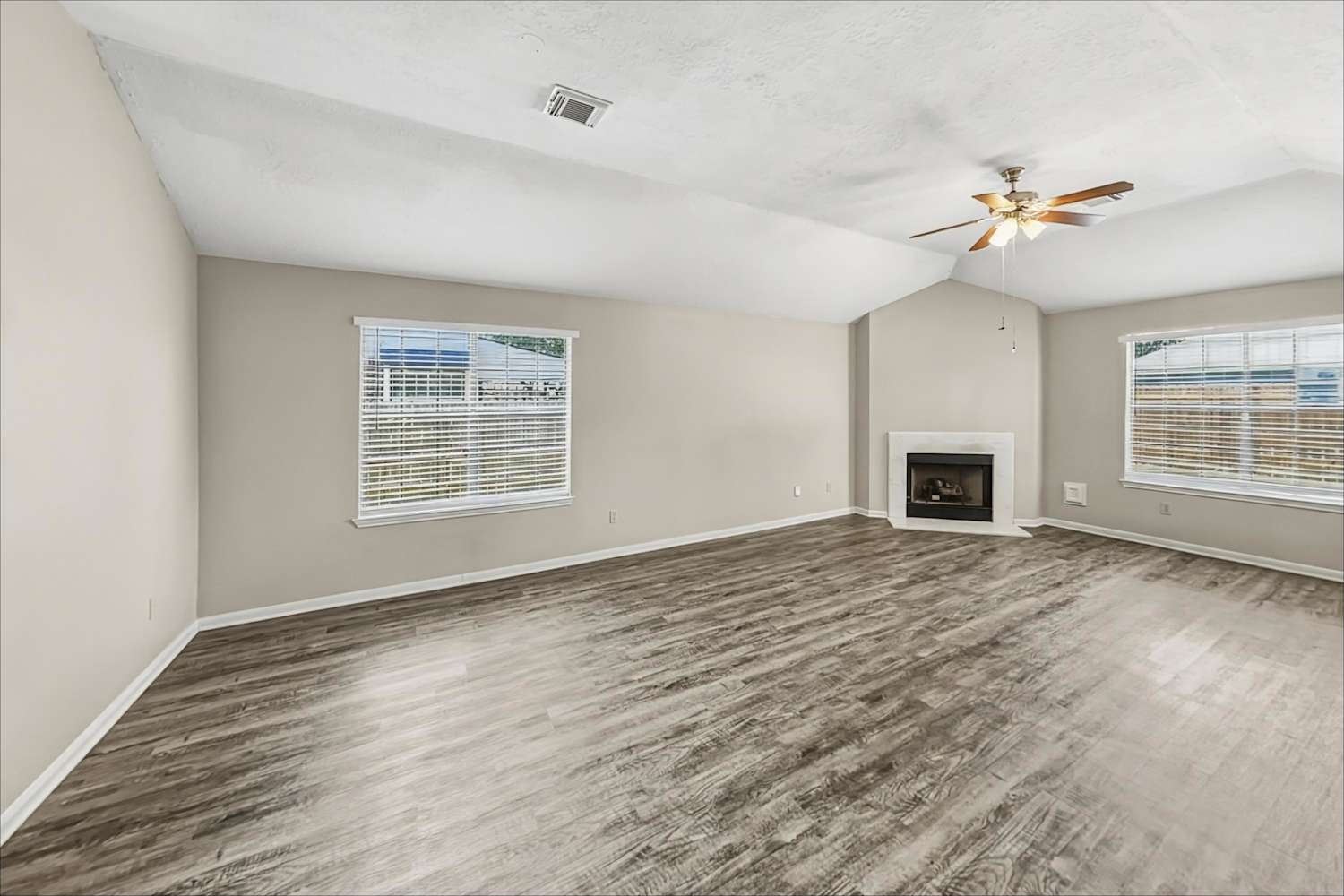 4330 Spoonbill Dr photo 5