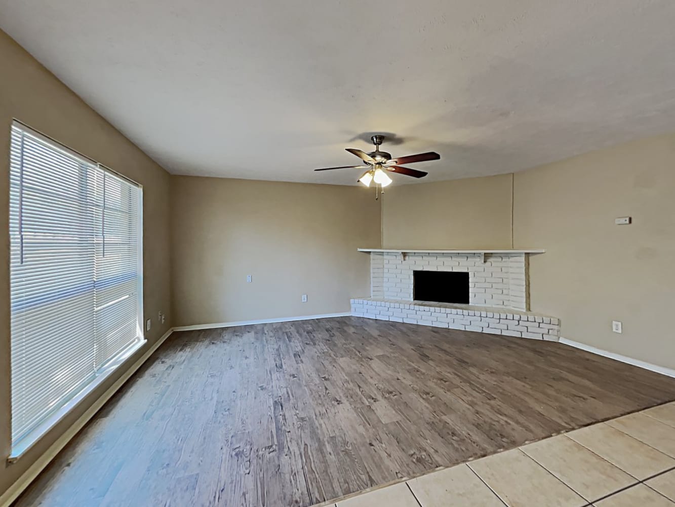 4343 Kevinkay Dr photo 4