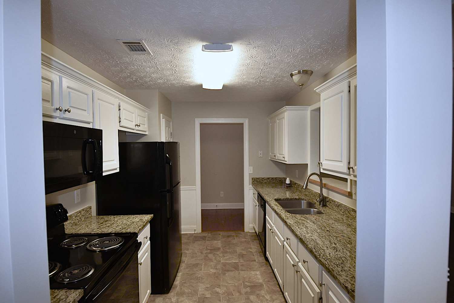 435 Arrowhatchee Dr photo 3