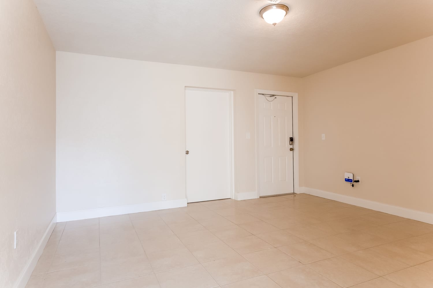 441 Dionne Dr photo 2