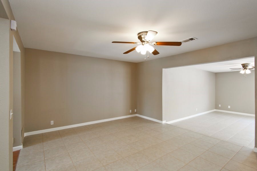 41612 Mayberry Ave photo 4