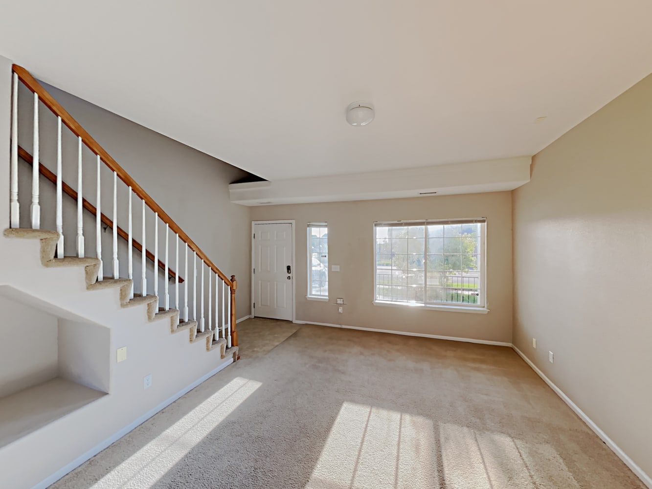 4810 Flanders Way photo 4