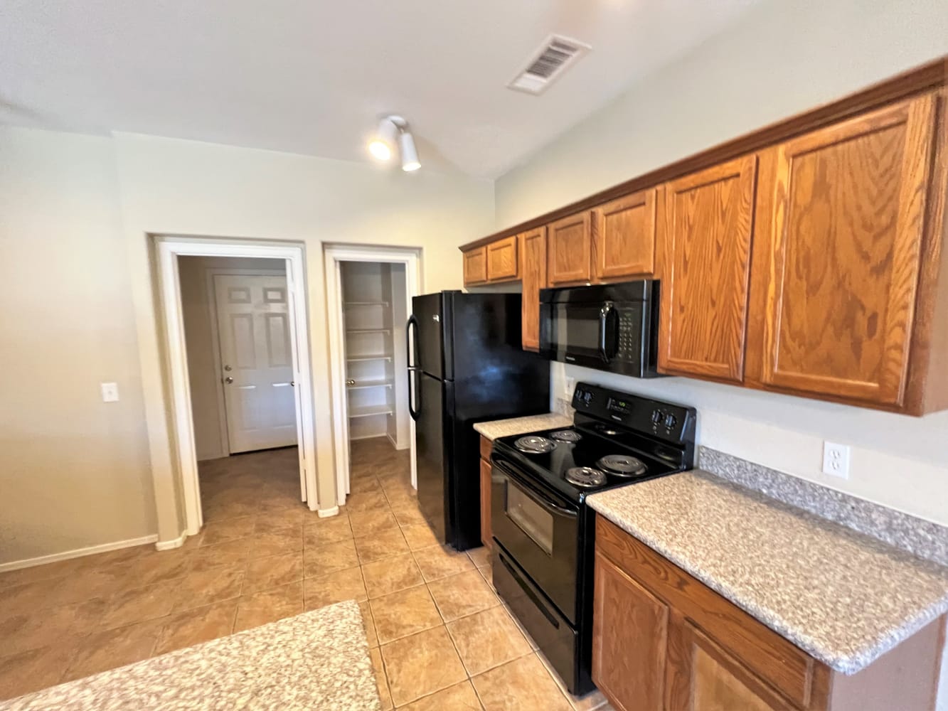 12937 W Columbine Dr photo 4