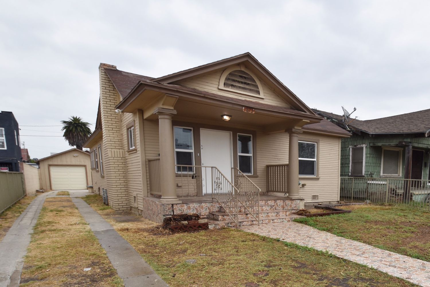 1873 W 38th Pl photo 2