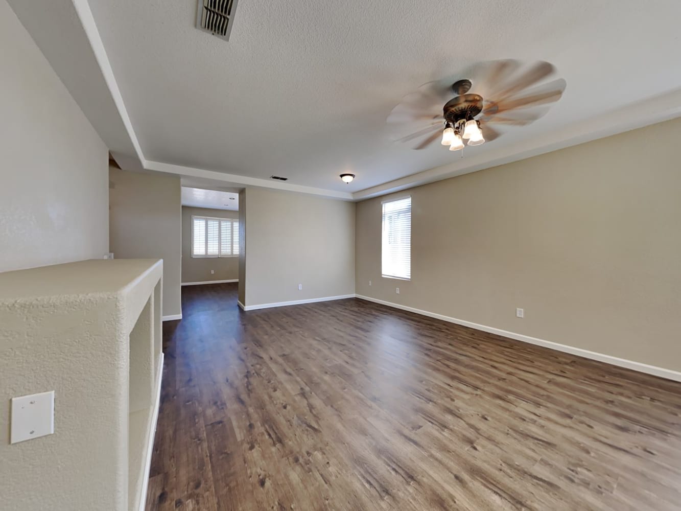 690 Rubier Way photo 5