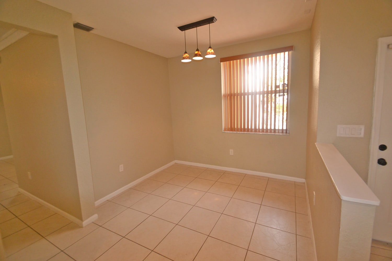 4937 NW 55th Blvd photo 2