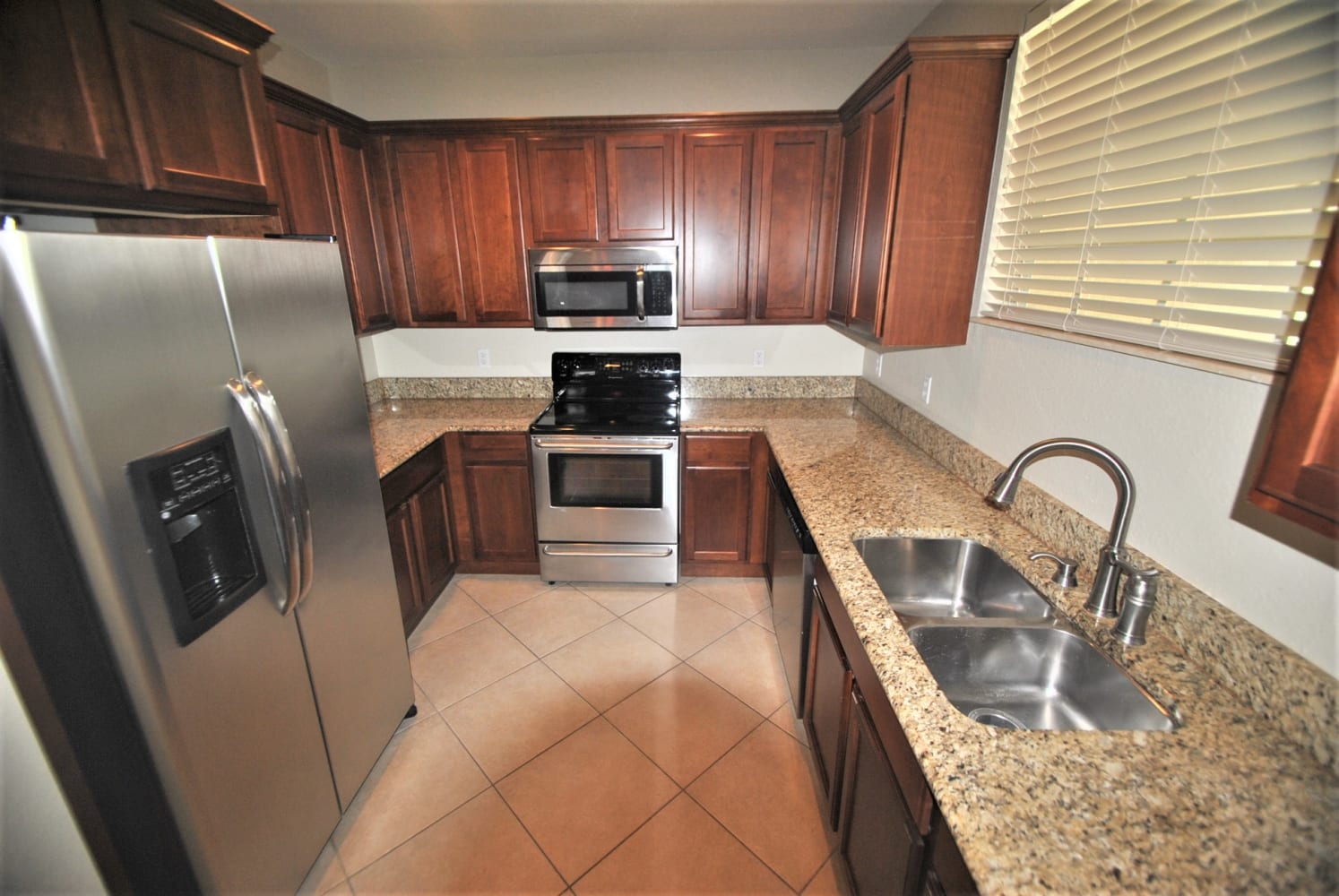 4549 Highgate Dr photo 3