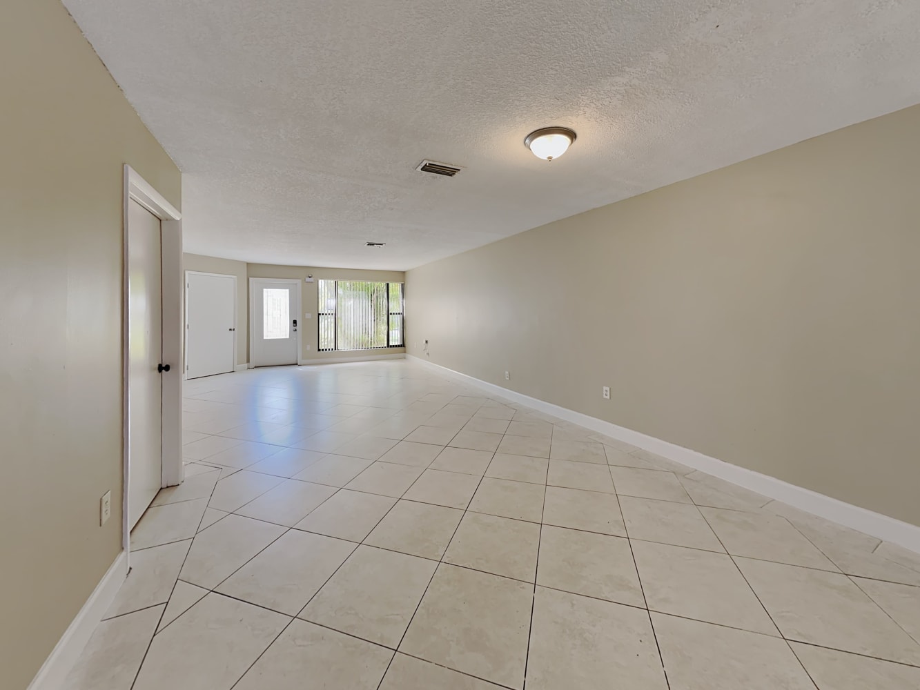 9611 SW 148th Pl photo 5