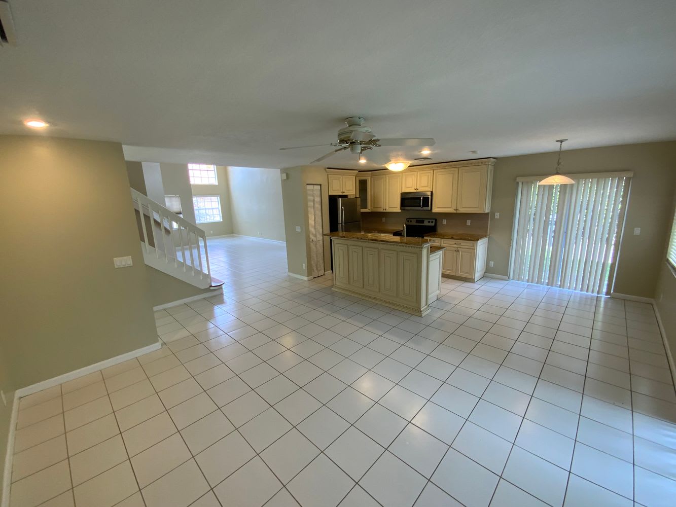 12400 Summer Springs Dr photo 4