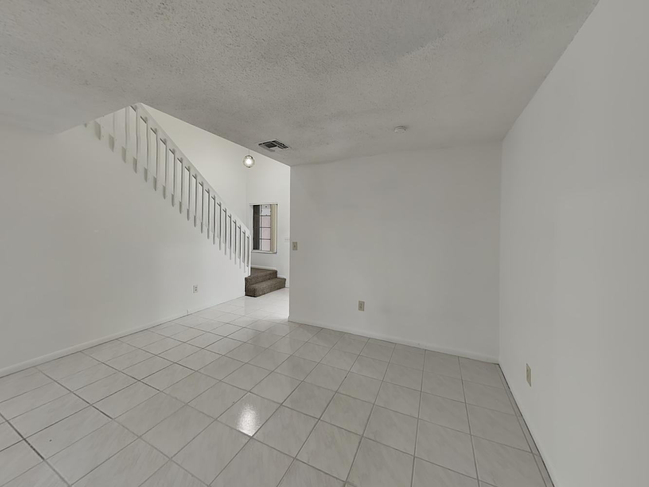 9912 NW 9th Ct photo 4