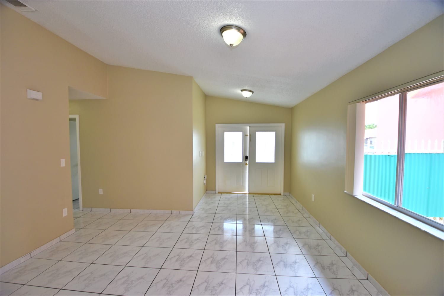 14936 SW 39th St photo 3