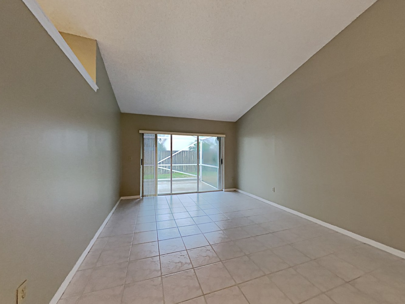 12841 Meadowbreeze Dr photo 5