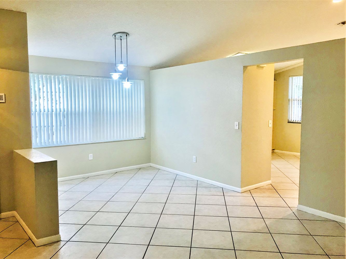 1552 NW 157th Ave photo 3