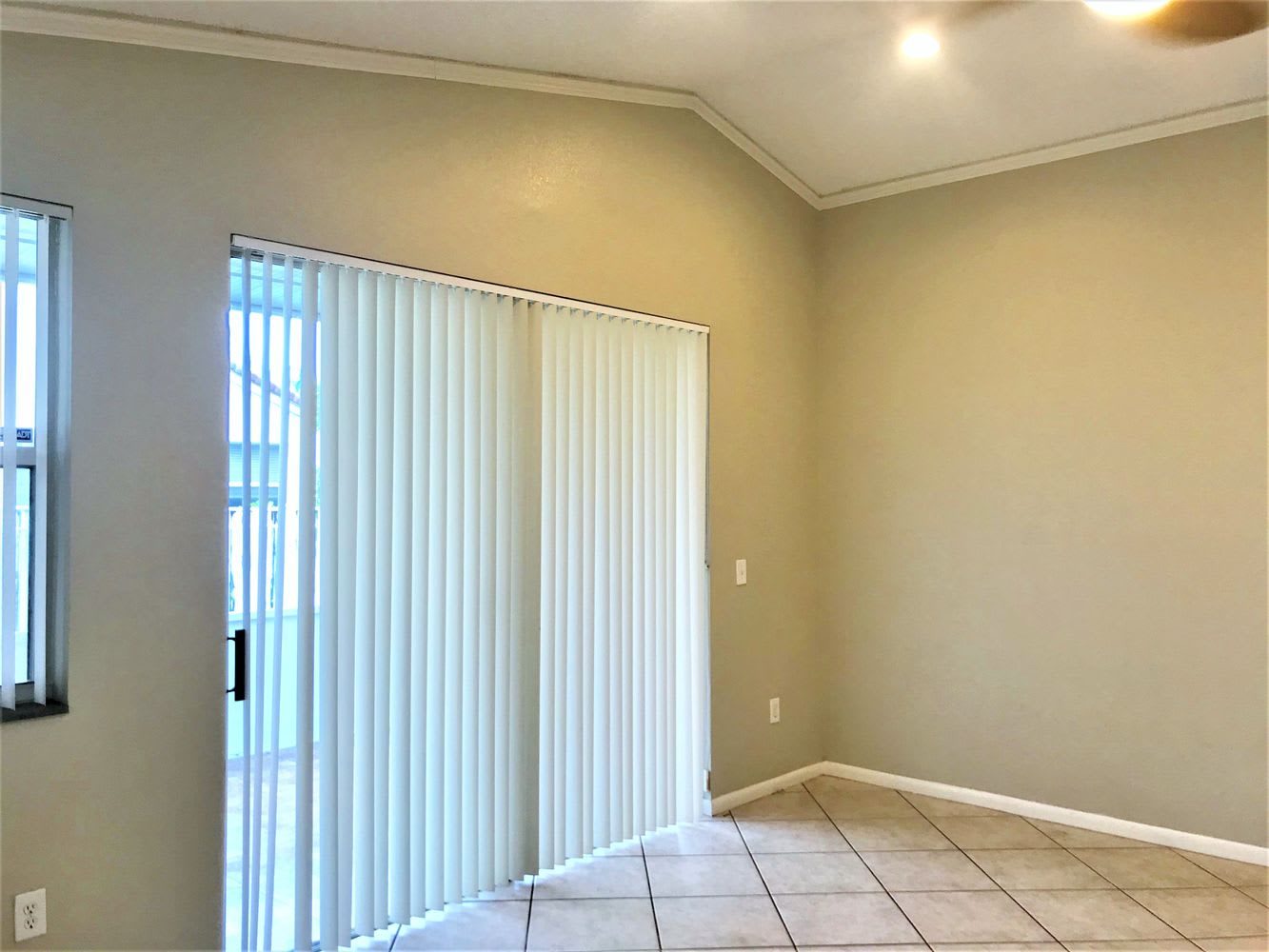 1552 NW 157th Ave photo 5