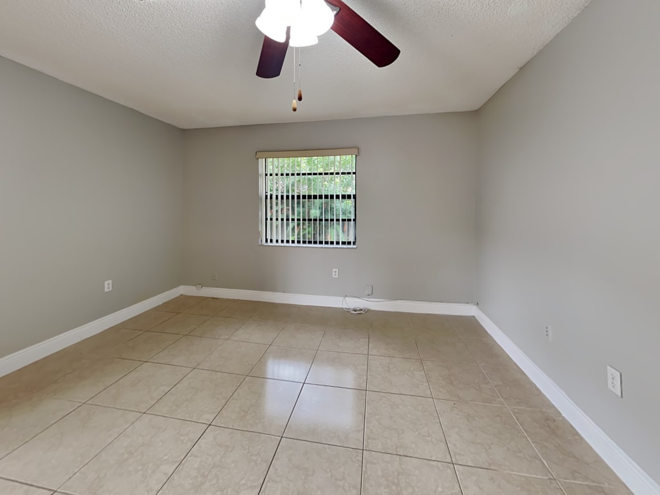11295 SW 55th Pl photo 5
