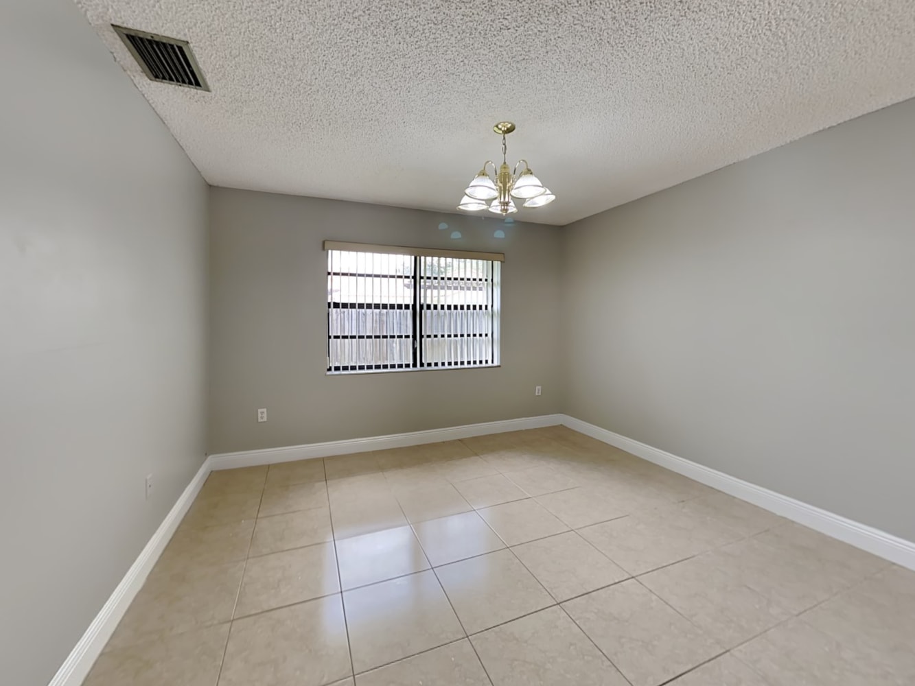 11295 SW 55th Pl photo 4