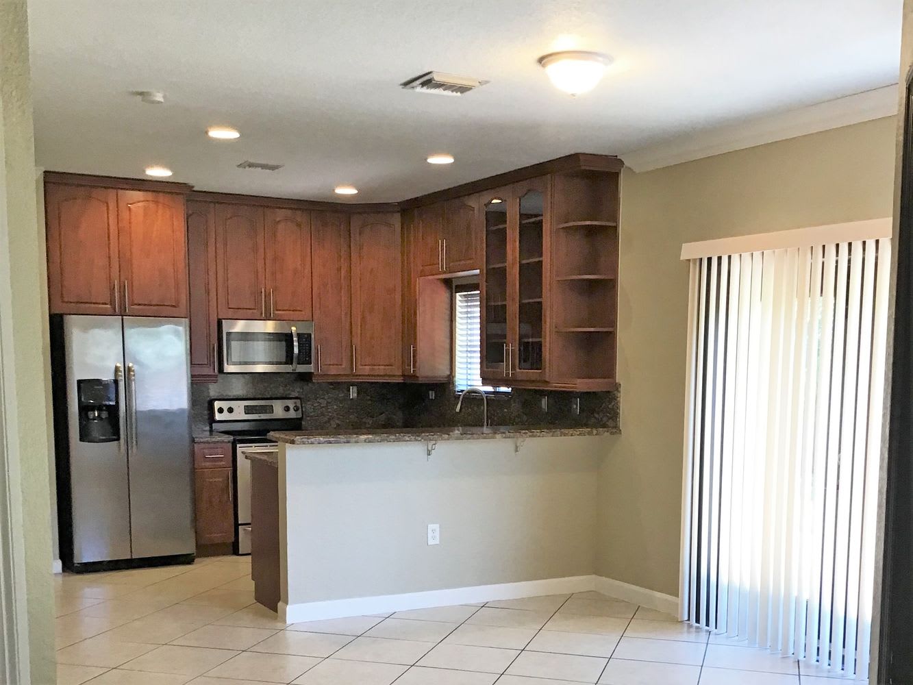 16349 SW 50th Ter photo 3