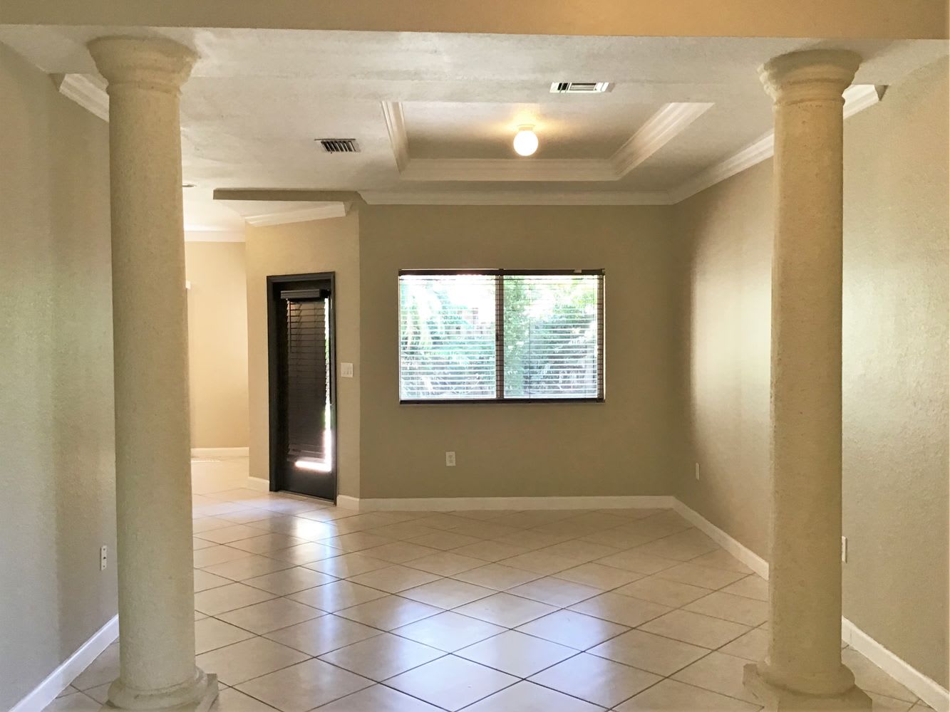 16349 SW 50th Ter photo 2