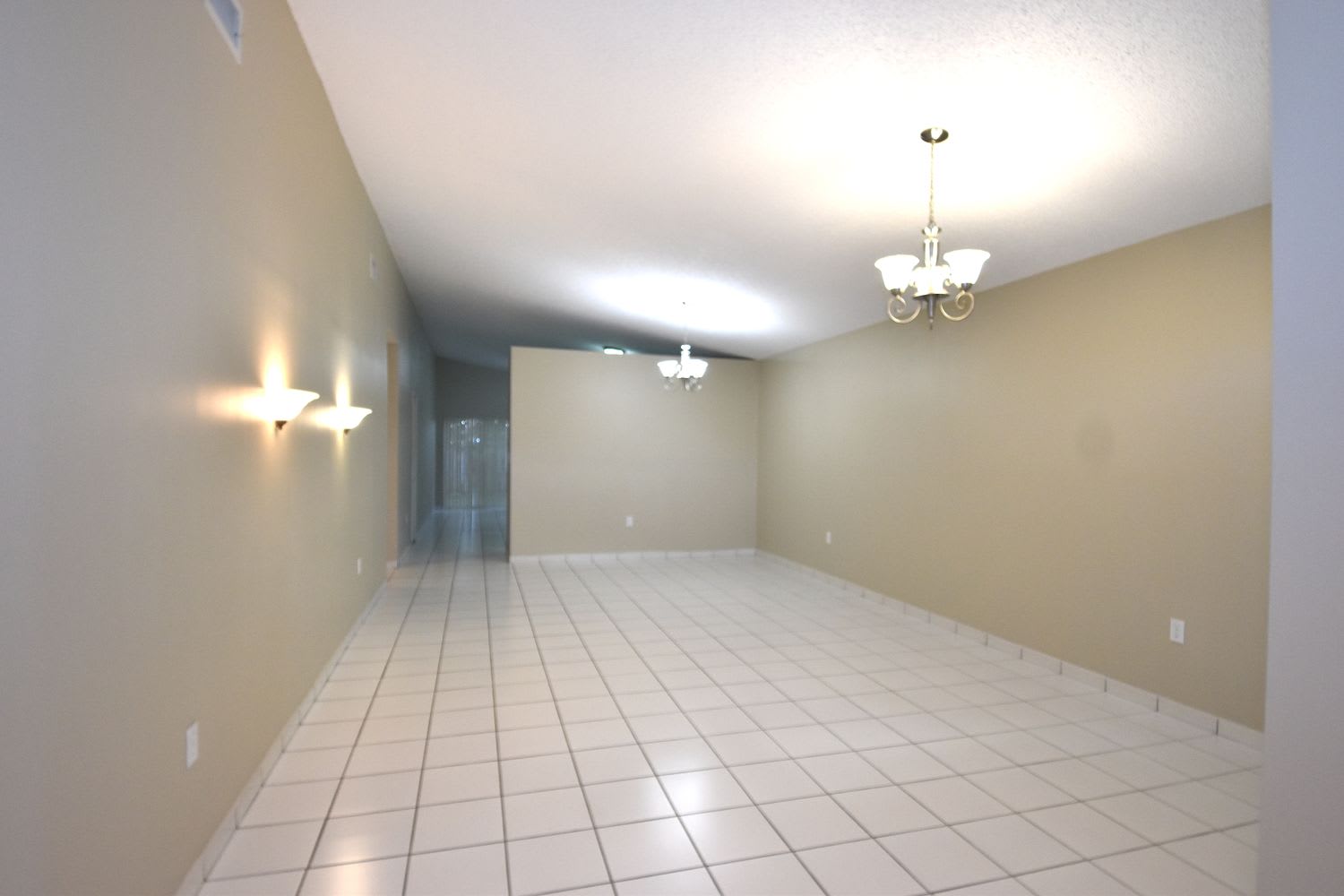 1276 SW 143rd Pl photo 5