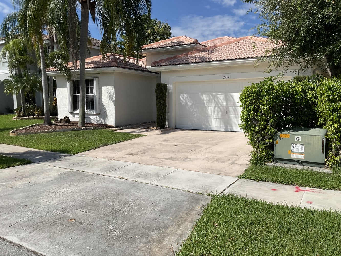 2794 SW 183rd Ave photo 2