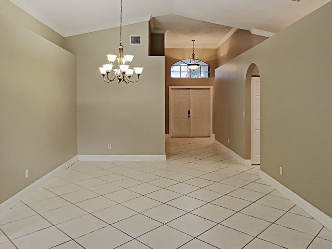 2794 SW 183rd Ave photo 4