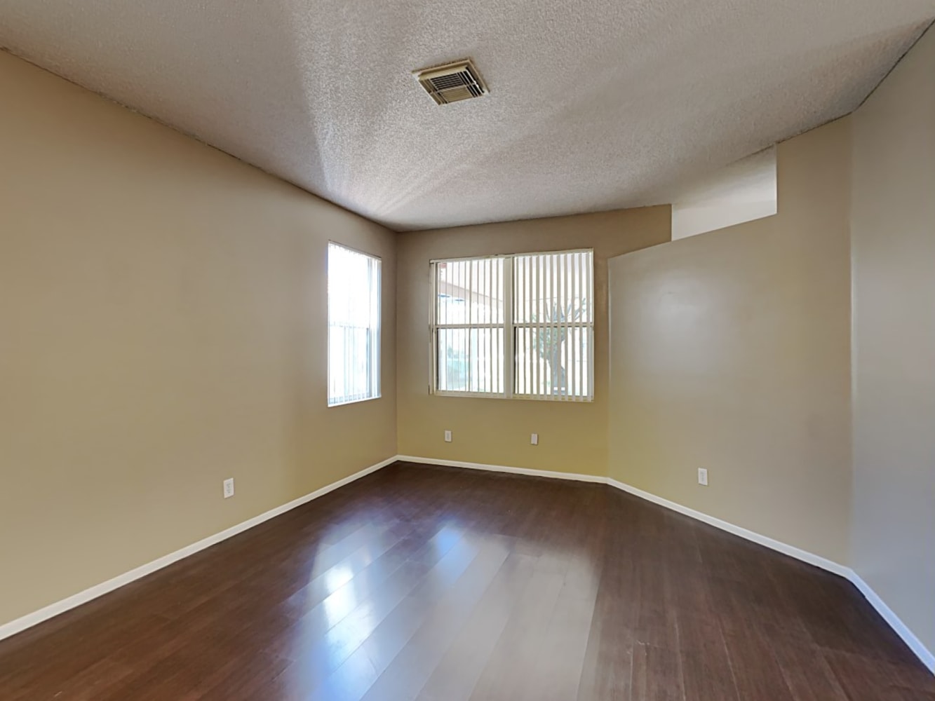 2121 NW 184th Way photo 5