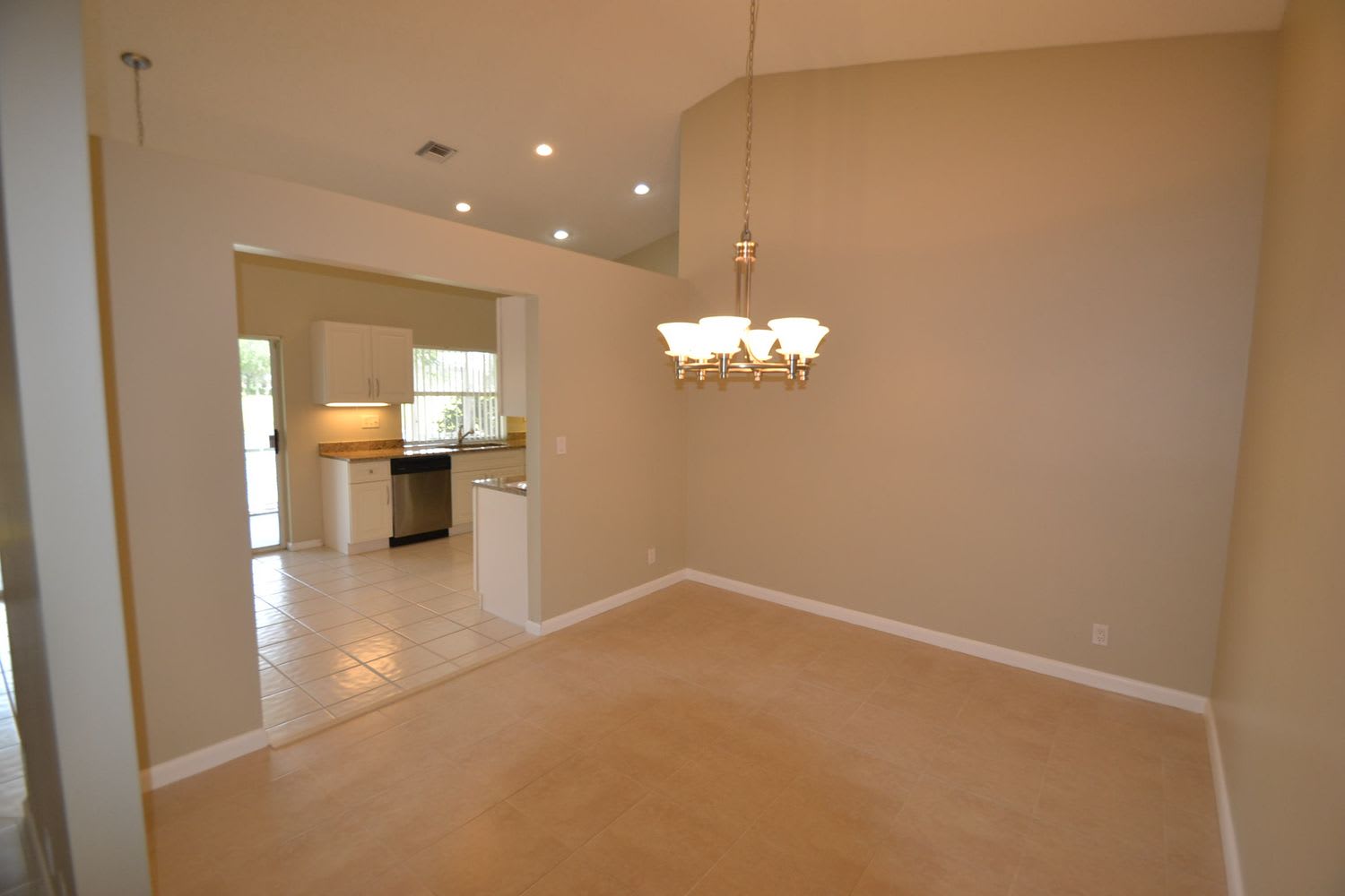 10320 NW 48th Ct photo 5