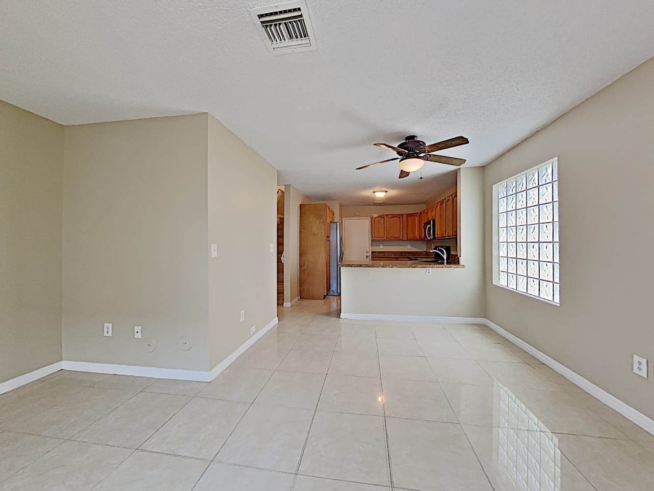 15108 SW 141st Ter photo 5