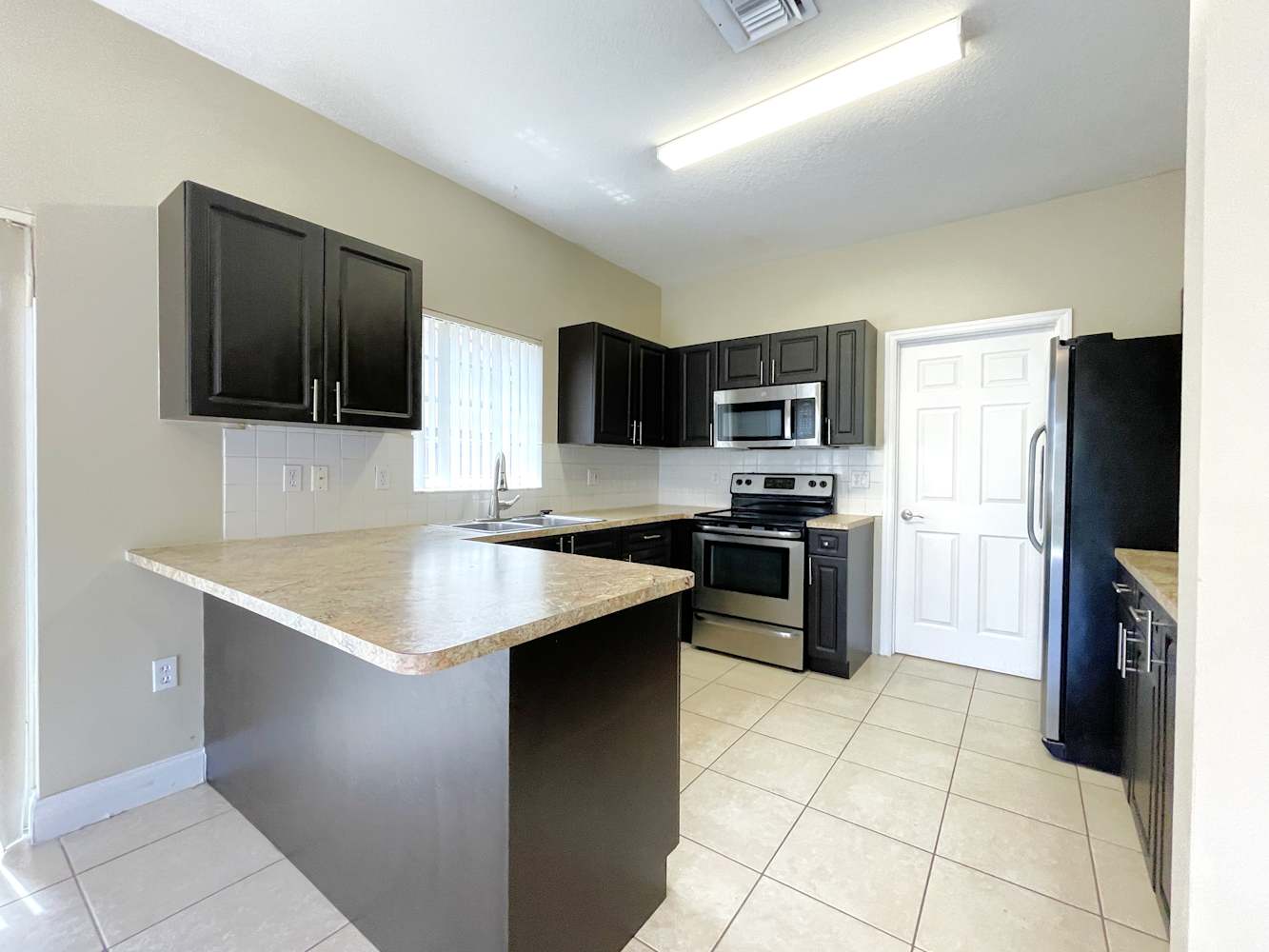 15440 SW 150th St photo 5
